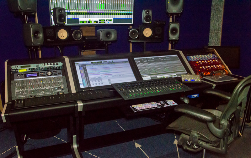 Photo AVID S3 Control Surface in the Control Room