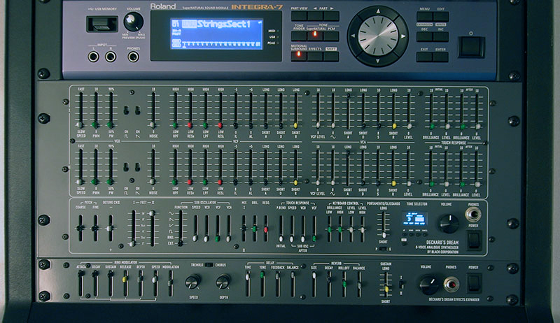 Photo BLACK CORPORATION - DECKARD'S DREAM + DECKARD'S DREAM EXPANDER in 19" rack