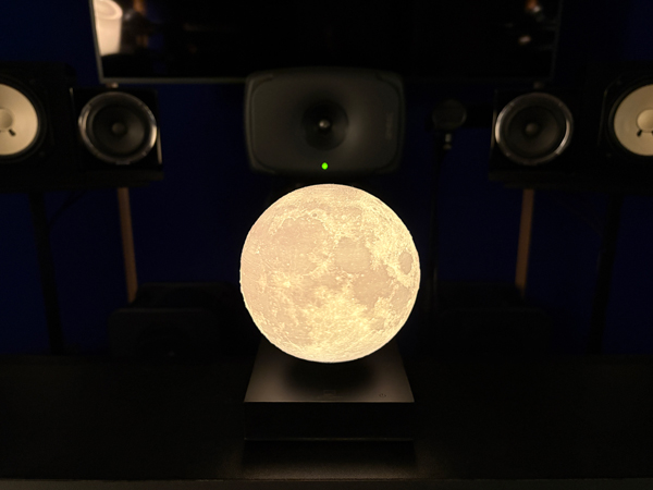 Photo of Smart Moon Lamp