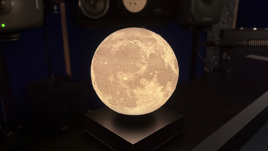 Photo of Smart Moon Lamp